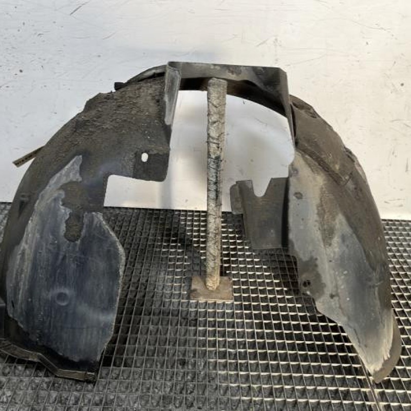 Pare boue avant droit PEUGEOT 5008 1 Photo n°2