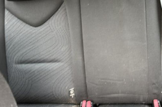 Pare boue arriere droit PEUGEOT 308 1