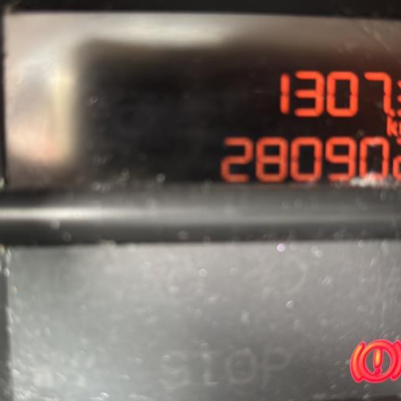 Pare boue arriere droit PEUGEOT 308 1 Photo n°14