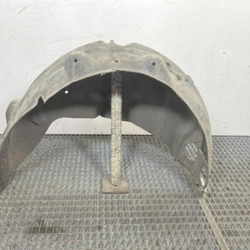 Pare boue arriere droit RENAULT MEGANE 4 Photo n°1