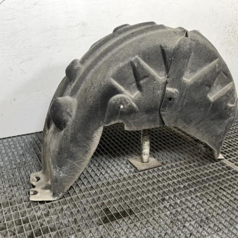 Pare boue arriere gauche RENAULT MEGANE 4 Photo n°3