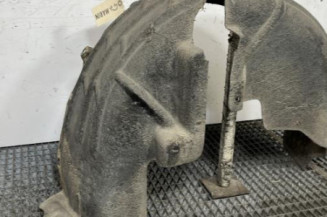 Pare boue arriere gauche VOLKSWAGEN POLO 6