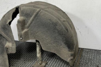 Pare boue arriere gauche VOLKSWAGEN POLO 6