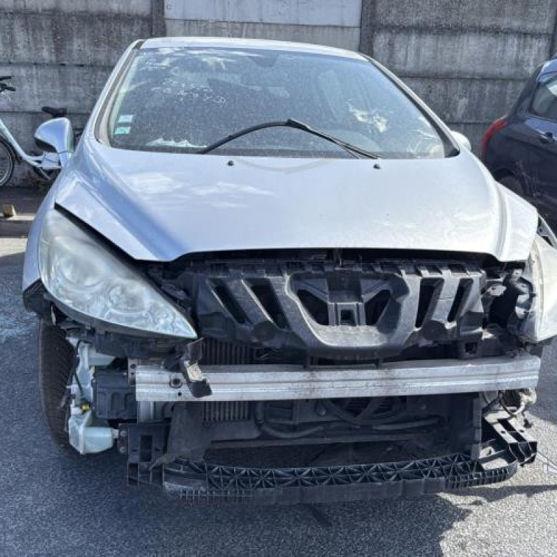 Pare boue avant droit PEUGEOT 308 1 Photo n°12