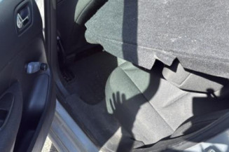 Pare boue avant droit PEUGEOT 308 1