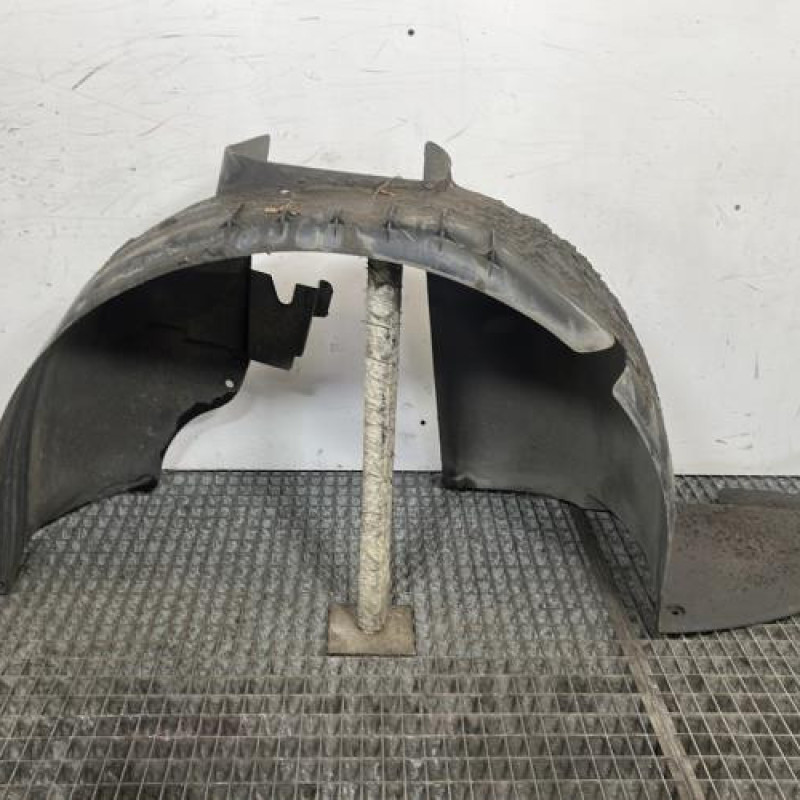 Pare boue avant droit PEUGEOT 307 Photo n°1