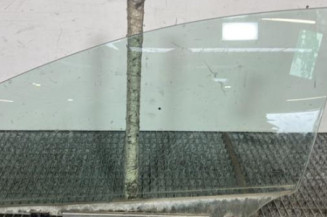 Vitre avant gauche TOYOTA AVENSIS 3 Photo n°1