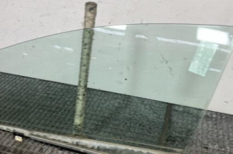 Vitre avant gauche TOYOTA AVENSIS 3