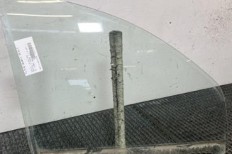 Vitre avant droit DACIA DUSTER 1