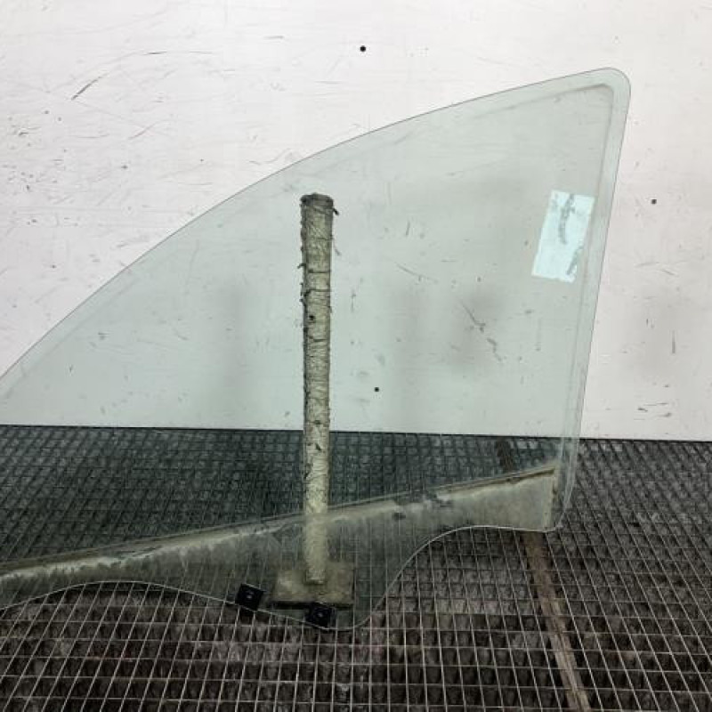 Vitre avant droit DACIA DUSTER 1 Photo n°4