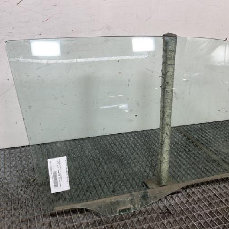 Vitre avant droit VOLKSWAGEN LUPO Photo n°3