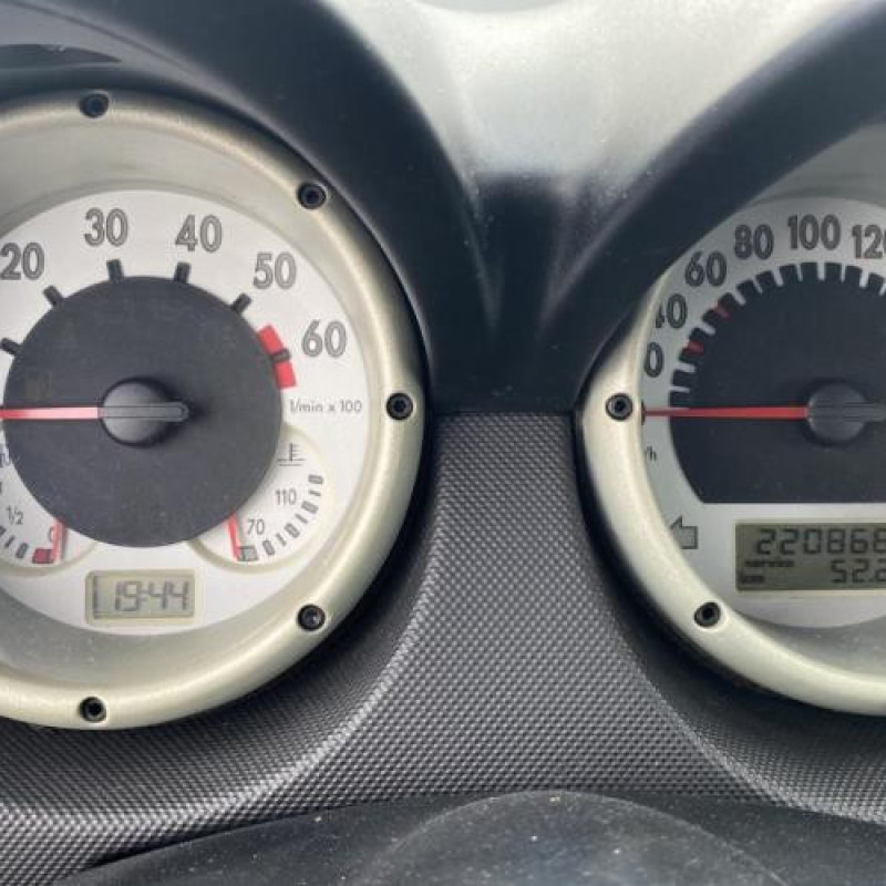 Vitre avant droit VOLKSWAGEN LUPO Photo n°6