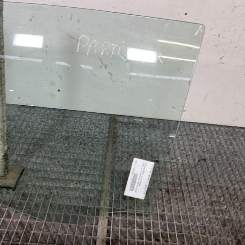 Vitre avant gauche VOLKSWAGEN LUPO Photo n°3