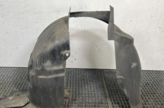 Pare boue avant droit PEUGEOT 1007 Photo n°1