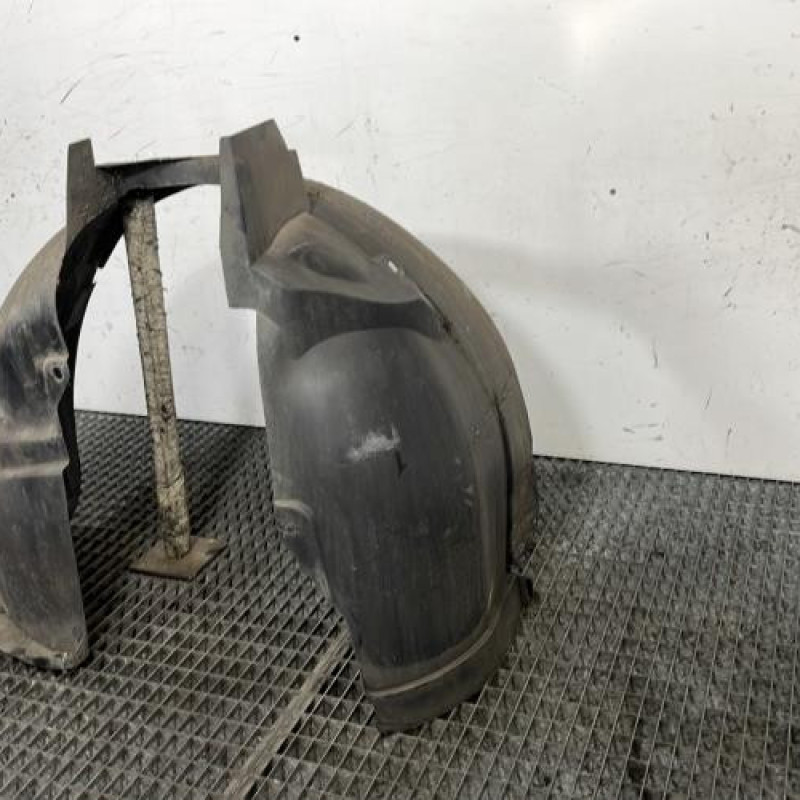 Pare boue avant droit PEUGEOT 1007 Photo n°3