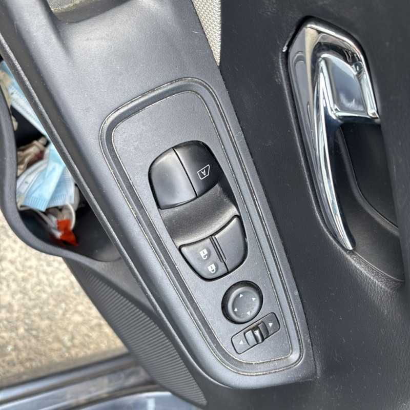 NISSAN MICRA 5 0.9i - 12V TURBO TCE 90 Photo n°11