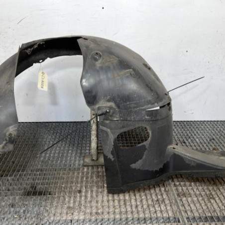 Pare boue avant gauche VOLKSWAGEN PASSAT 5