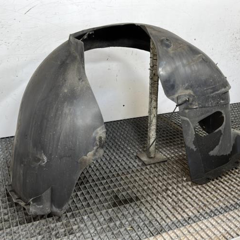 Pare boue avant gauche VOLKSWAGEN PASSAT 5 Photo n°3