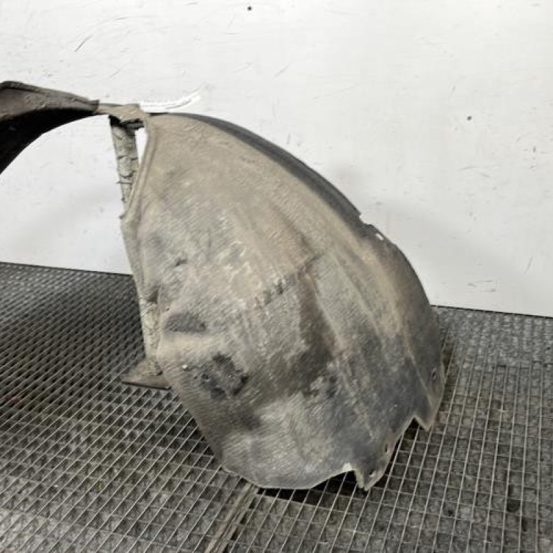 Pare boue avant gauche CITROEN C5 2 Photo n°4