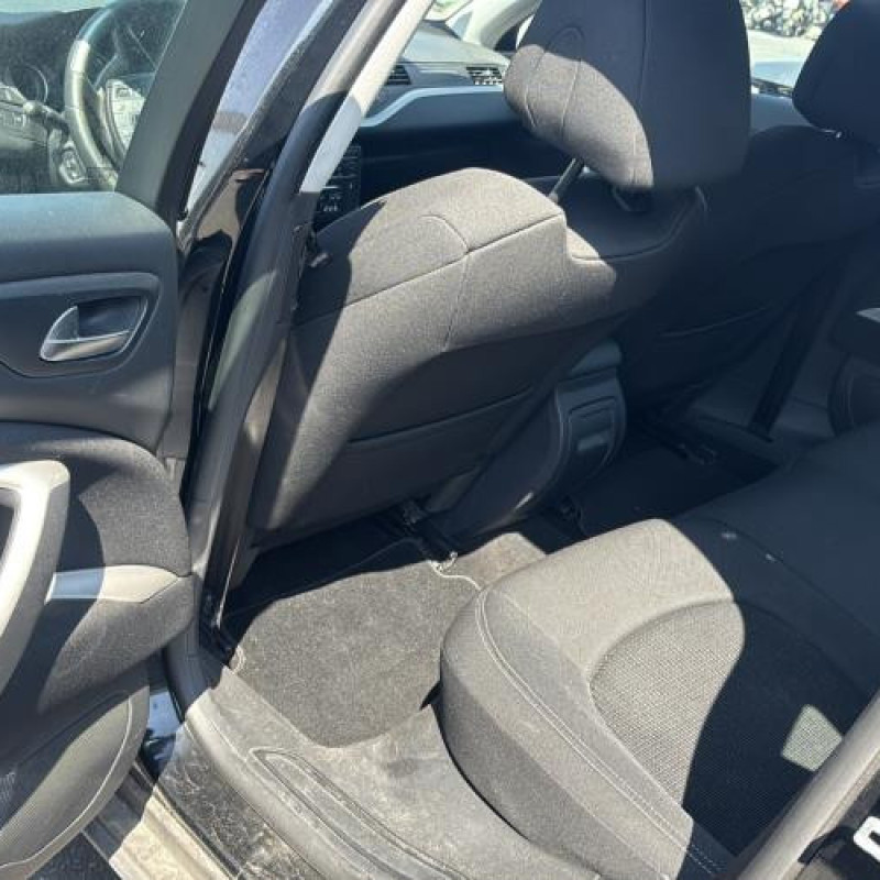 Pare boue avant gauche CITROEN C5 2 Photo n°16