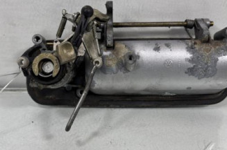 Poignee porte coffre VOLKSWAGEN GOLF 4