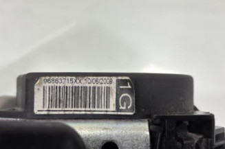 Pretensionneur de ceinture avant gauche PEUGEOT 207