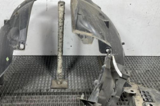 Pare boue avant gauche DACIA SANDERO 2 Photo n°1