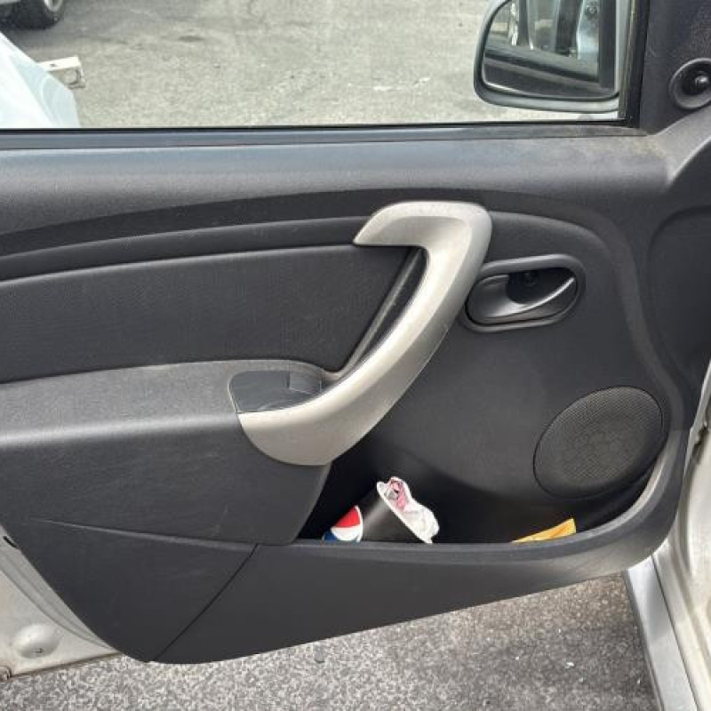 Pare boue avant gauche DACIA SANDERO 1 Photo n°13