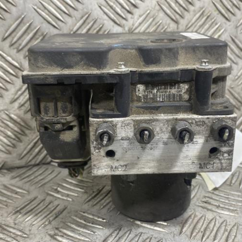 Bloc ABS (freins anti-blocage) PEUGEOT 508 1 Photo n°1