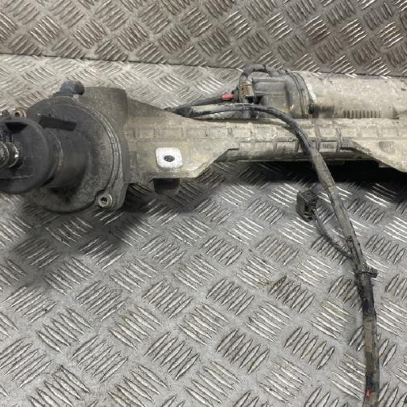 Cremaillere assistee BMW SERIE 1 E88 Photo n°3