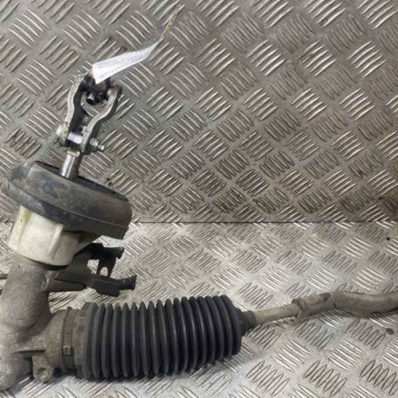 Cremaillere assistee DACIA DUSTER 1 Photo n°4