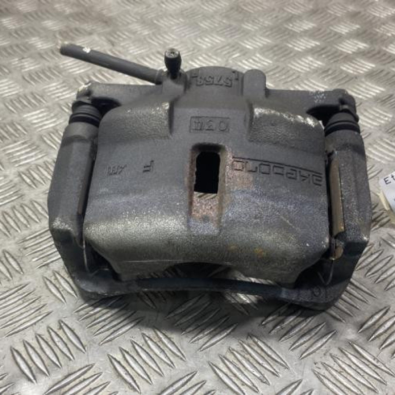 Etrier avant droit (freinage) NISSAN QASHQAI 2 Photo n°1