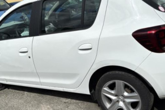 Reservoir essence DACIA SANDERO 2