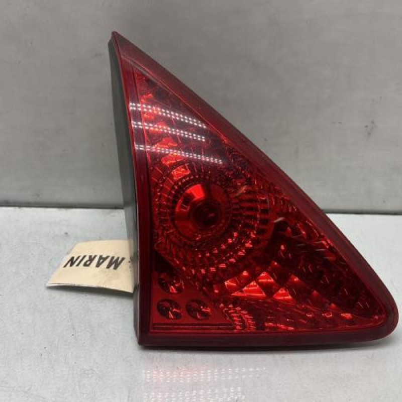 Feu arriere secondaire gauche (feux) PEUGEOT 3008 1 Photo n°1