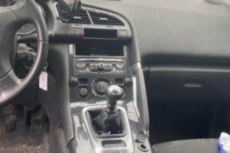 Feu arriere secondaire gauche (feux) PEUGEOT 3008 1