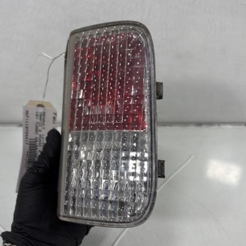 Feu de recul gauche RENAULT TRAFIC 2 Photo n°1