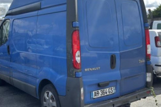Feu de recul gauche RENAULT TRAFIC 2