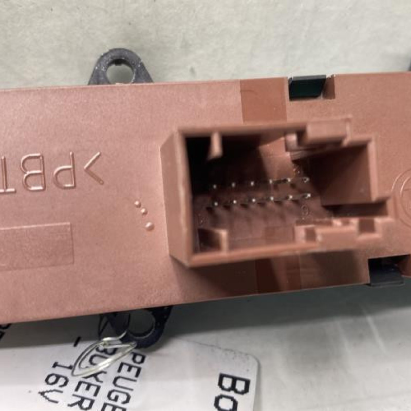 Bouton de warning PEUGEOT BOXER 3 Photo n°3