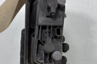 Feu de recul droit RENAULT TRAFIC 2