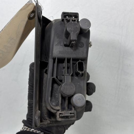 Feu de recul droit RENAULT TRAFIC 2