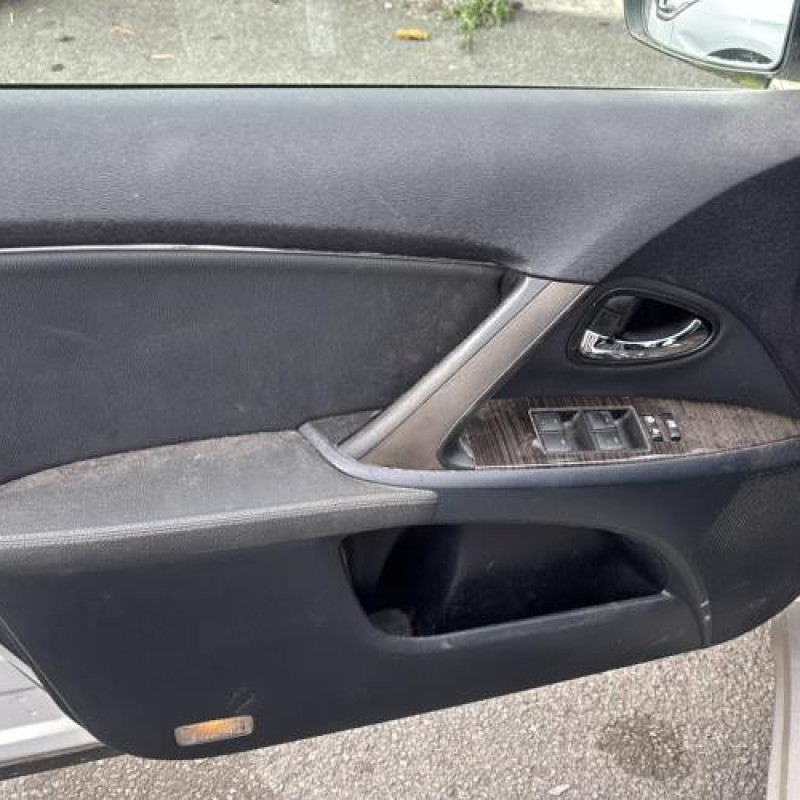 Feu arriere principal droit (feux) TOYOTA AVENSIS 3 Photo n°14