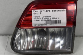 Feu arriere secondaire droit (feux) TOYOTA AVENSIS 3 Photo n°1