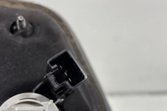 Feu arriere secondaire droit (feux) TOYOTA AVENSIS 3