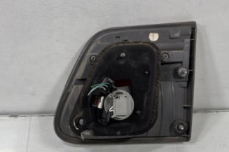 Feu arriere secondaire gauche (feux) TOYOTA AVENSIS 3
