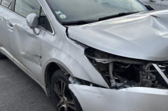 Feu arriere secondaire gauche (feux) TOYOTA AVENSIS 3