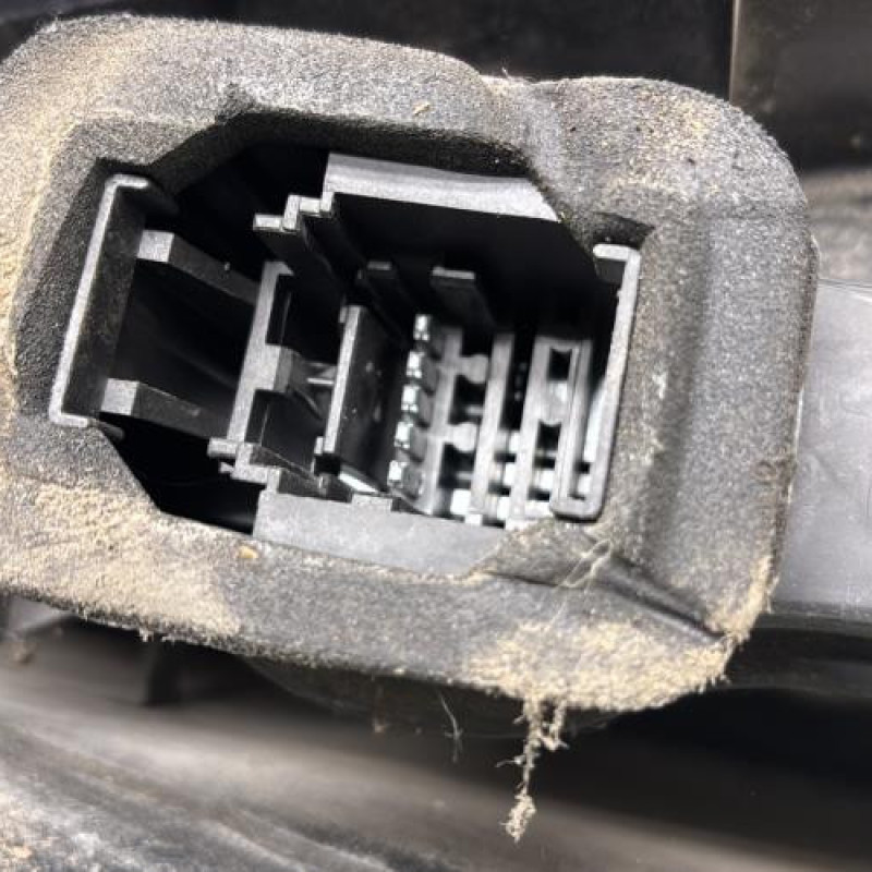 Feu arriere principal gauche (feux) RENAULT ESPACE 4 Photo n°3