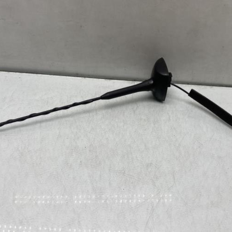 Antenne OPEL MOKKA 1 Photo n°2