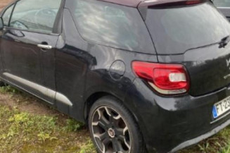 Pare choc arriere CITROEN DS3