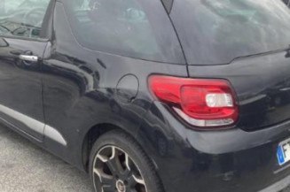 Pare choc arriere CITROEN DS3