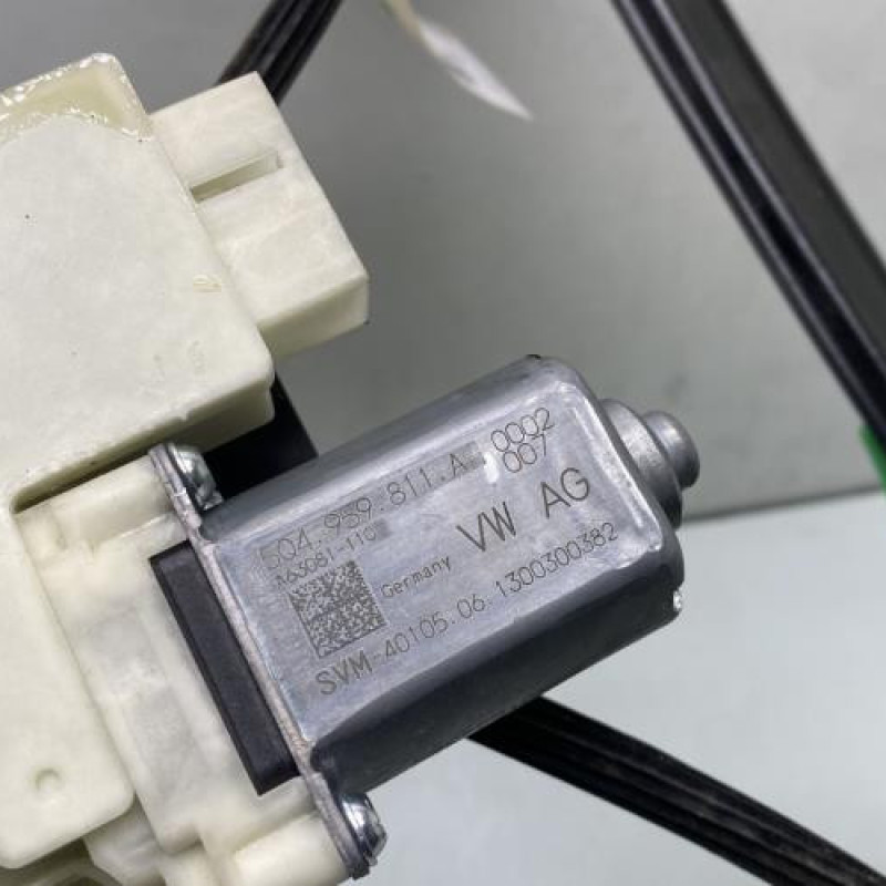 Leve vitre electrique arriere gauche VOLKSWAGEN GOLF 7 Photo n°5